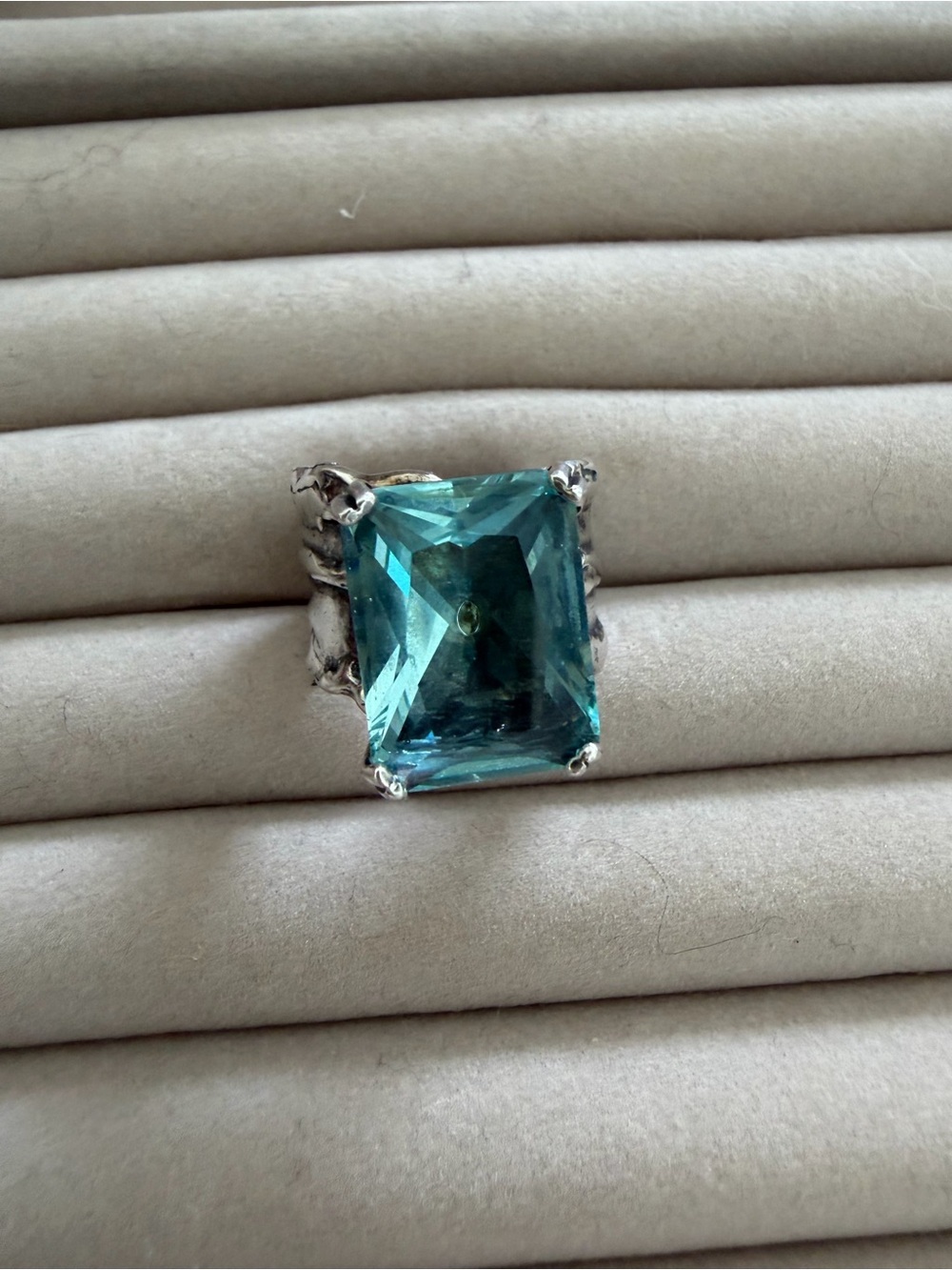 Slipada Sterling Silver ring with Large Aquamarine-Cut Blue Stone. Size  6/7